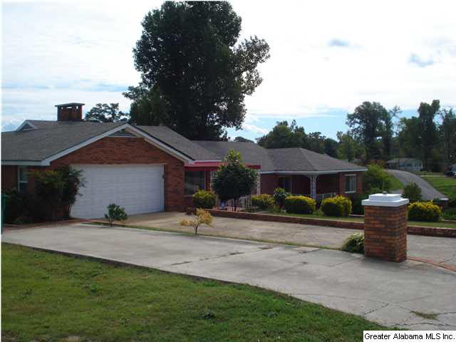 717 10th Avenue Pleasant Grove, AL 35127 - Photo 2 of 16