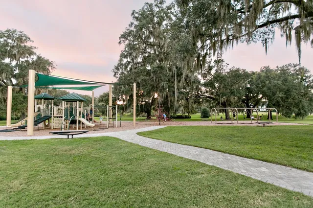 $433,900 | 4057 Four Oaks Boulevard, Tallahassee, FL 32311