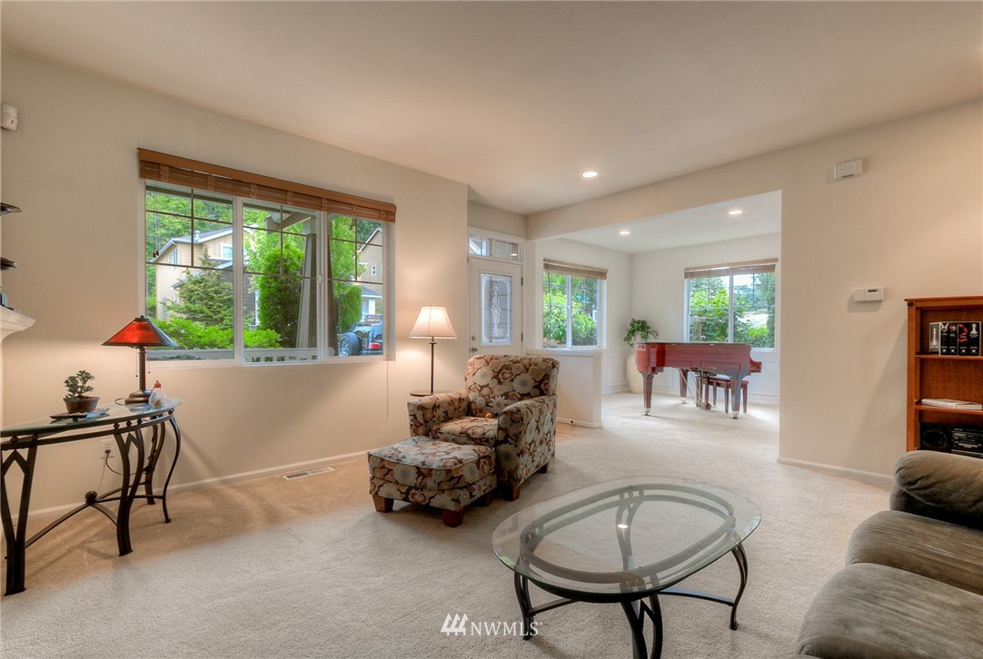 16159 Parkside Way Southeast Renton, WA 98058 - Photo 3 of 25