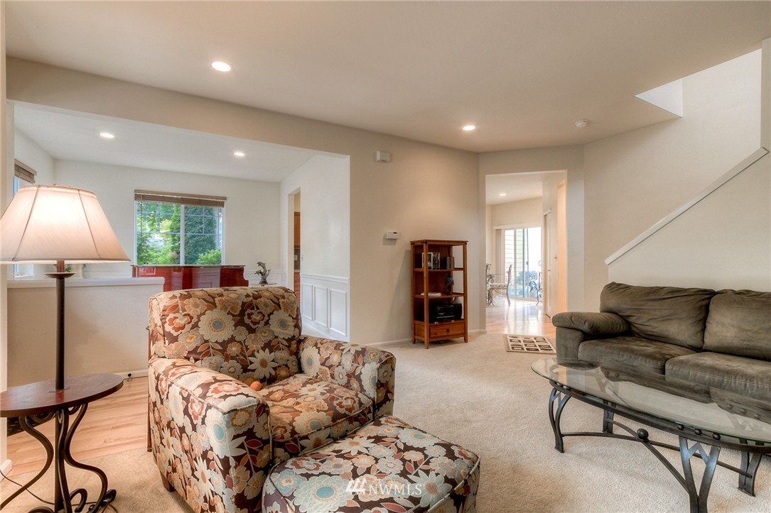16159 Parkside Way Southeast Renton, WA 98058 - Photo 5 of 25