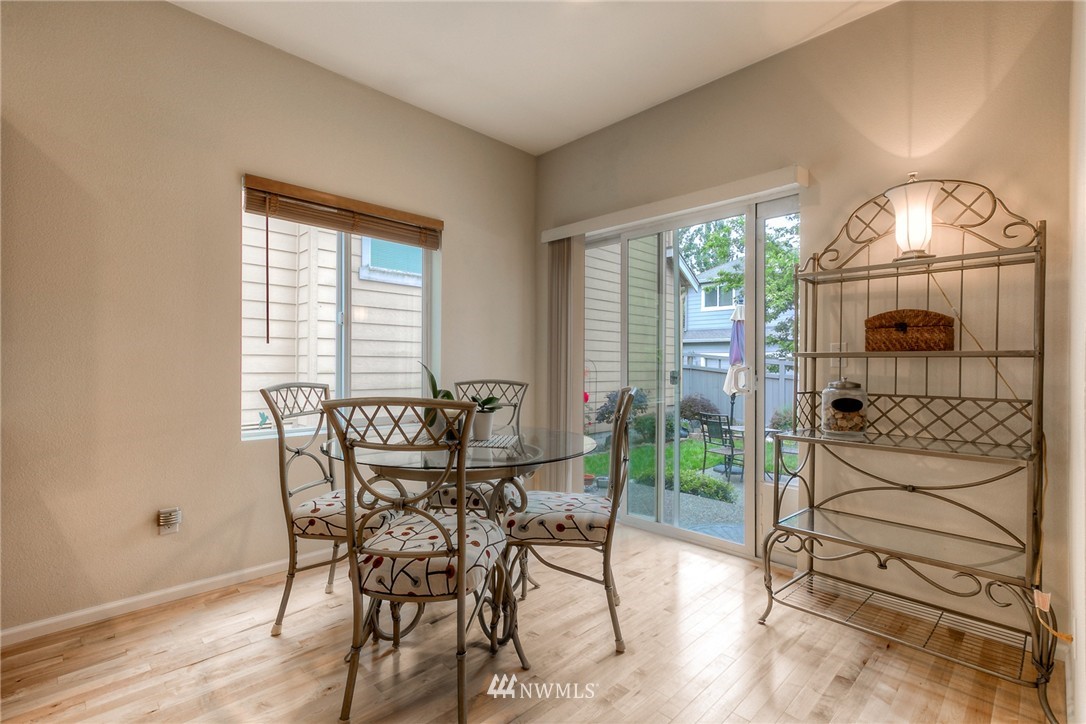 16159 Parkside Way Southeast Renton, WA 98058 - Photo 9 of 25