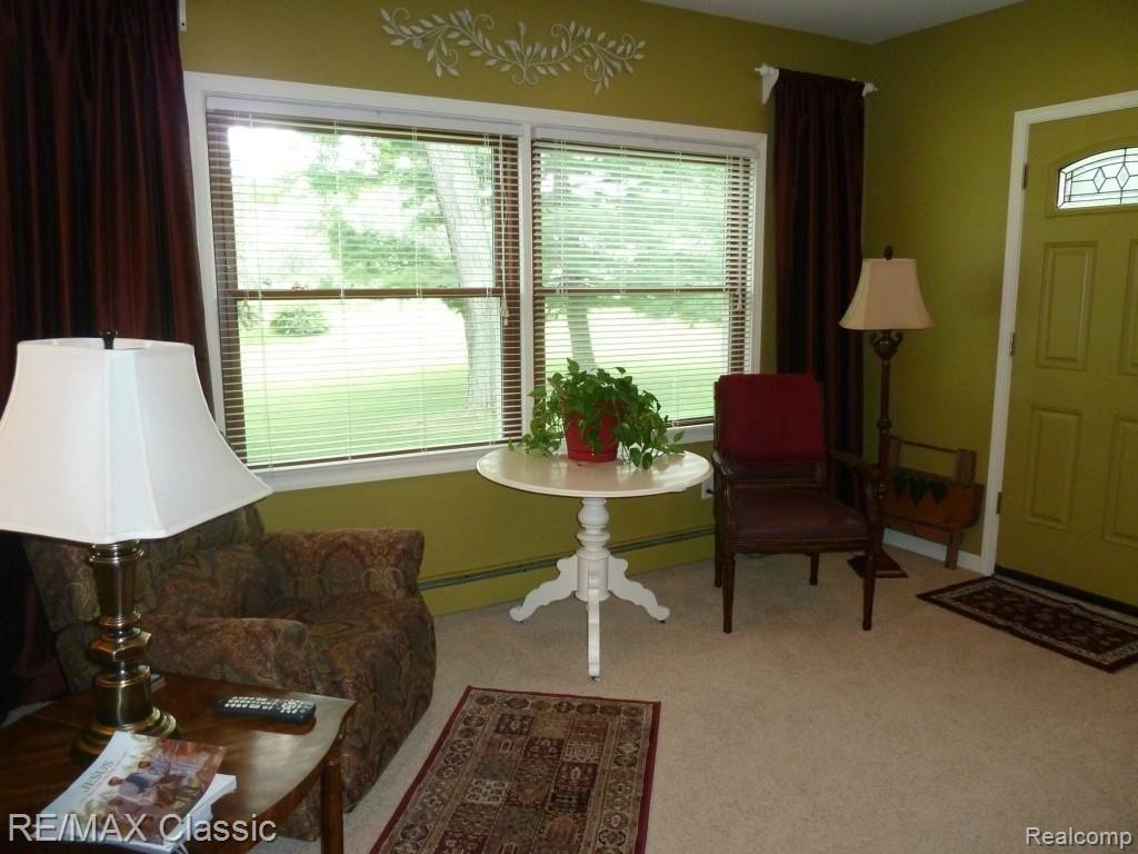 33745 Quaker Valley Road Farmington, MI 48331 - Photo 16 of 53 P1040600.jpg