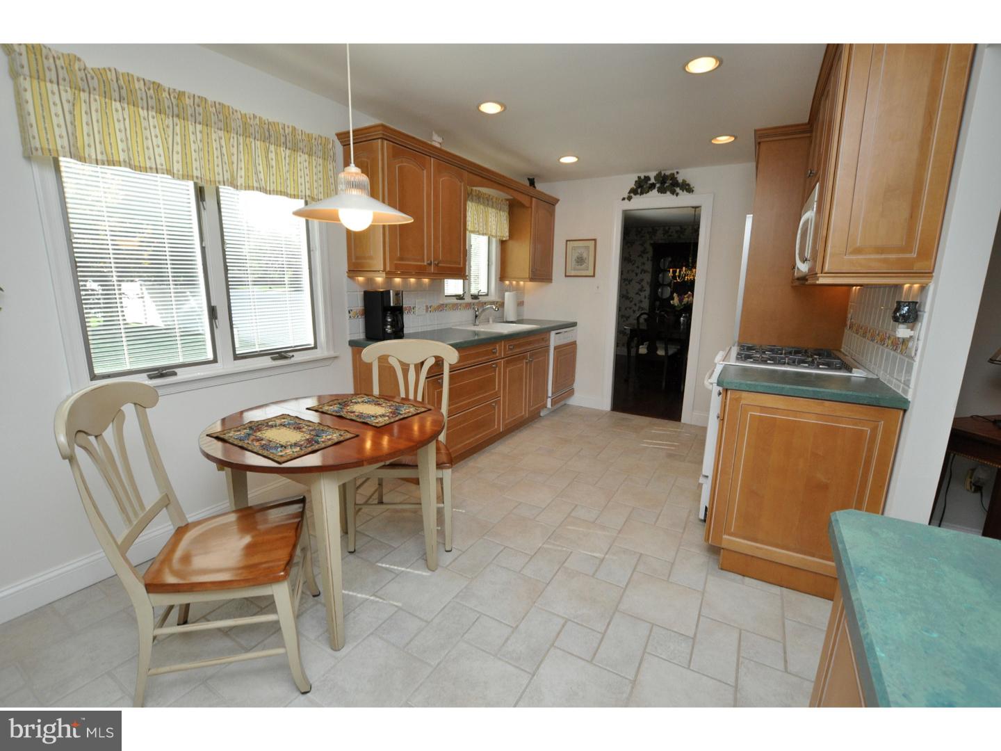 115 Kevin Road Delran, NJ 08075 - Photo 14 of 25 Gallery Image 14