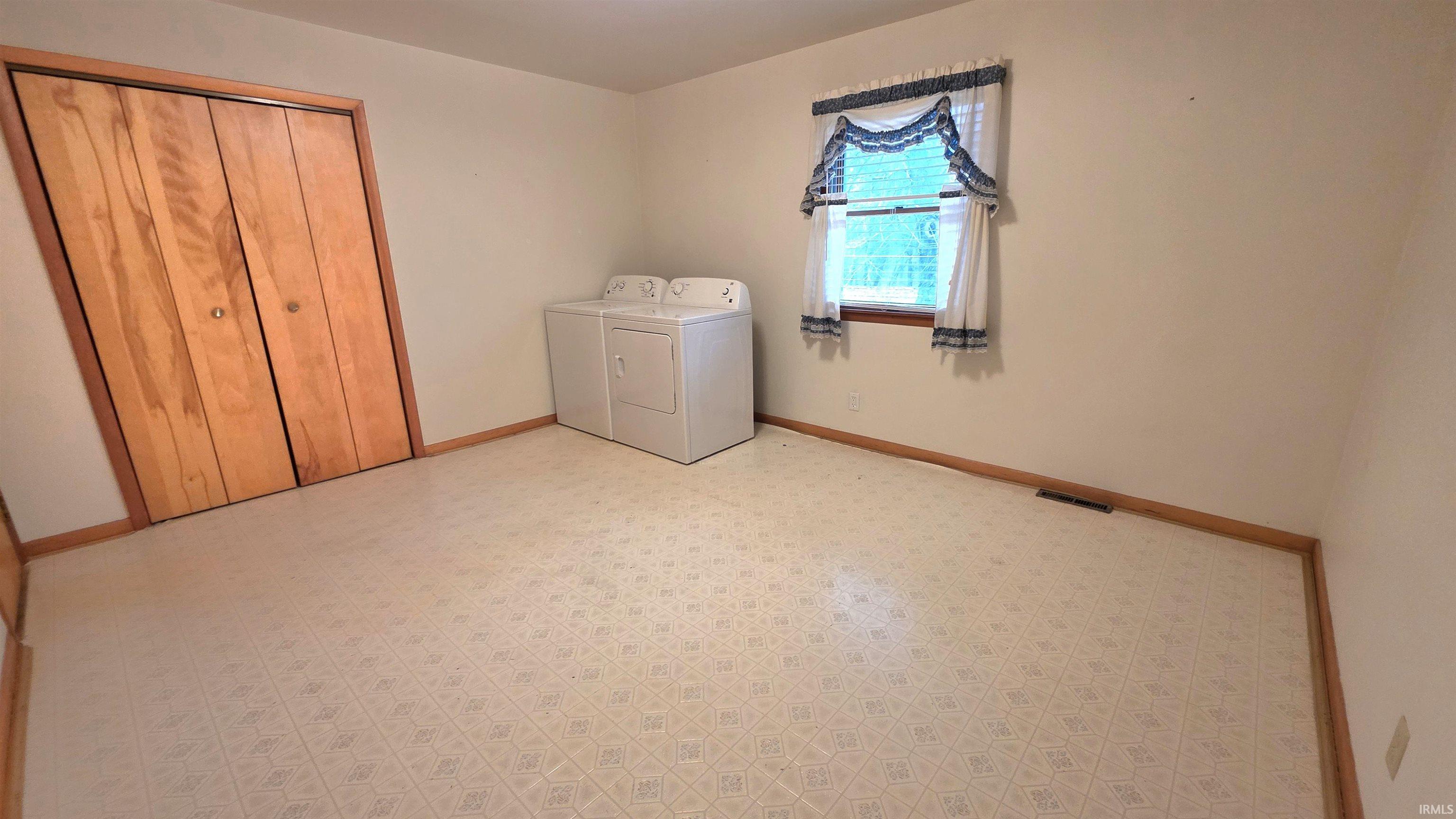 500 East Oak Street Hamlet, IN 46532 - Photo 13 of 33