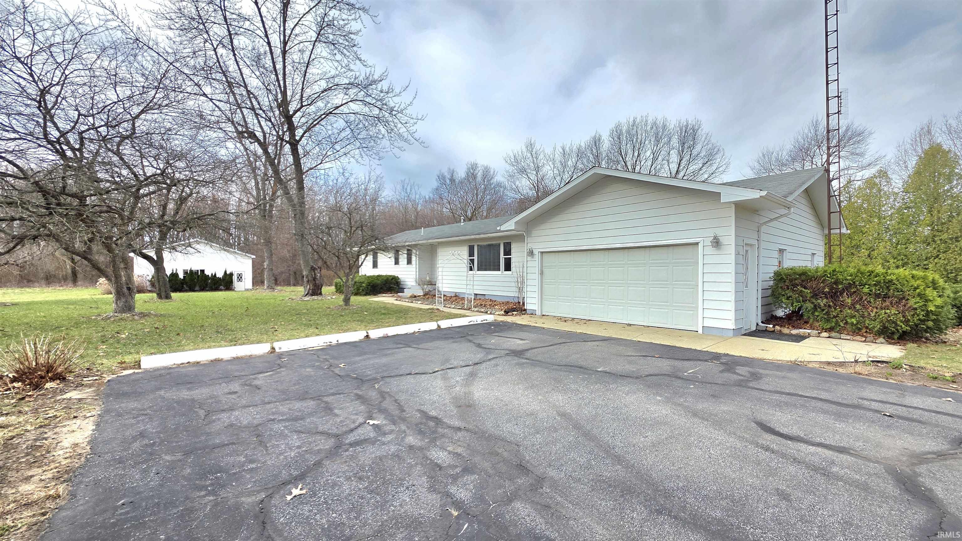 500 East Oak Street Hamlet, IN 46532 - Photo 2 of 33