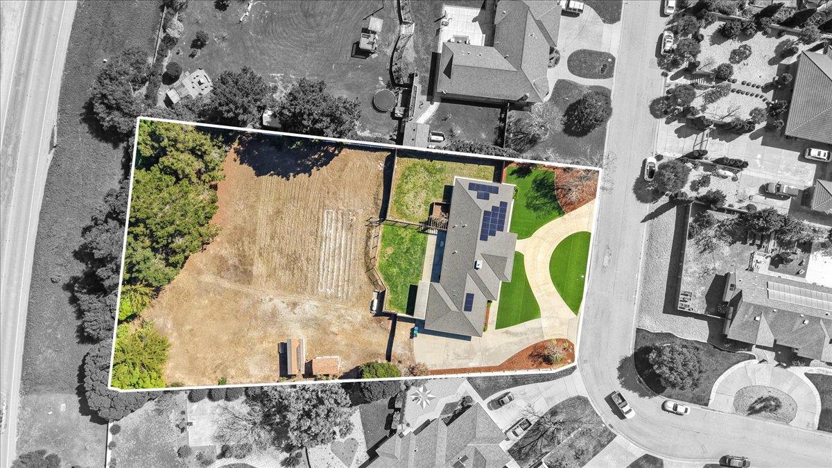 18595 Ranchito Del Rio Drive Salinas, CA 93908 - Photo 28 of 40 a view of walk in closet with clothes and shoes
