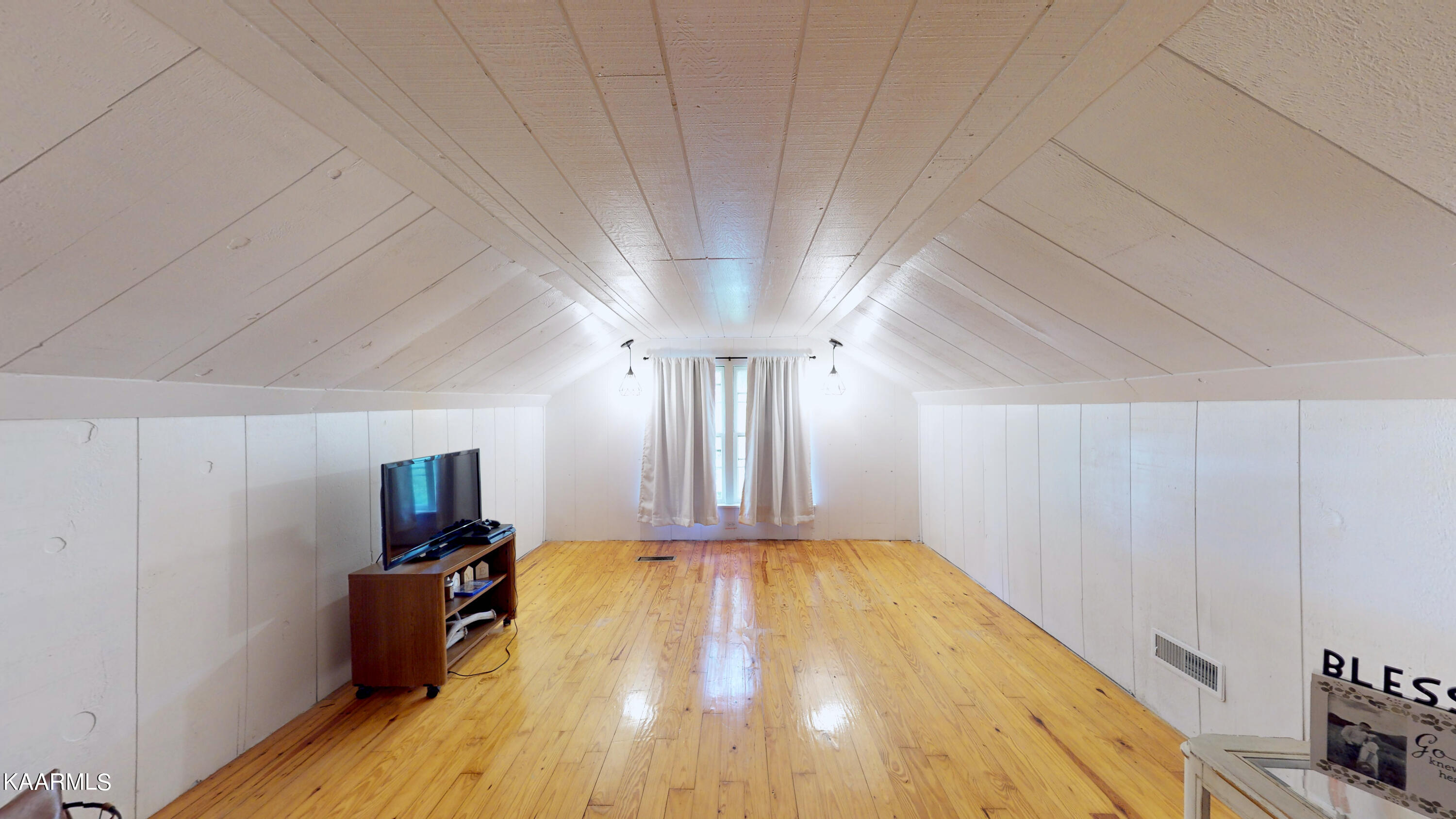 721 Cedar Springs Road Athens, TN 37303 - Photo 24 of 28 721-Cedar-Springs-Rd-07052023_181842