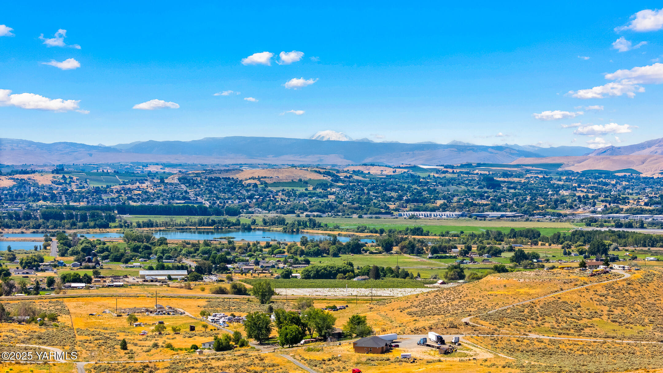 Nna Lucas Road Yakima, WA 98901 - Photo 2 of 5 a view of a city with mountains