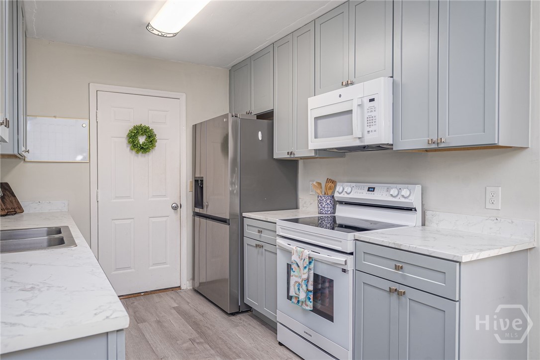 2 Deerwood Road Savannah, GA 31410 - Photo 9 of 22 Gallery Image 9