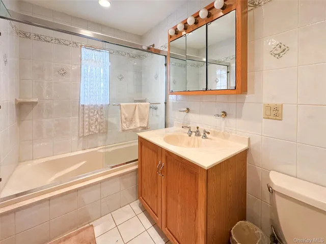 $769,000 | 60-73 71st Street | Maspeth