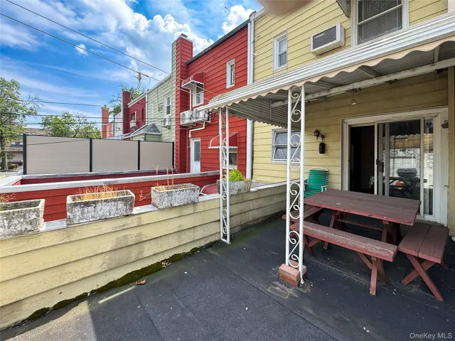 $769,000 | 60-73 71st Street | Maspeth
