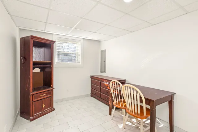 a view of livingroom with furniture