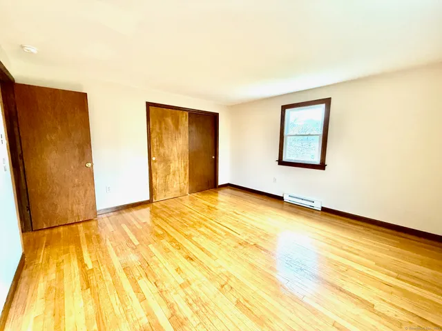 $2,000 | 56 Smith Street, Unit A, East Lyme, CT 06357