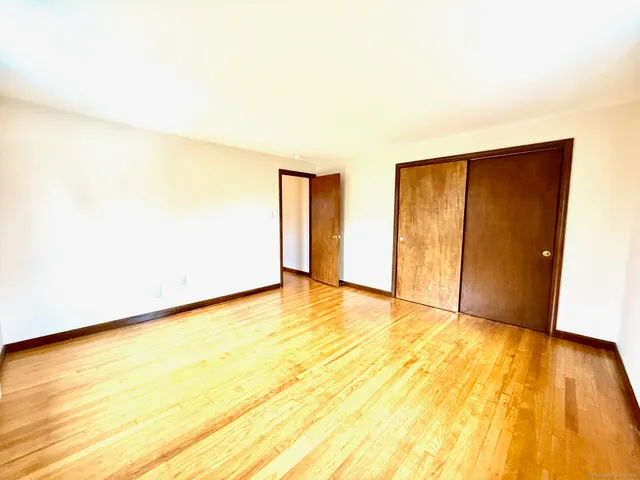 $2,000 | 56 Smith Street, Unit A, East Lyme, CT 06357