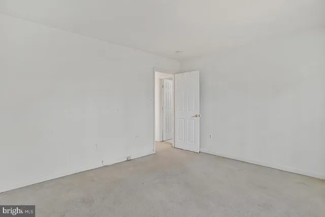 a view of empty room