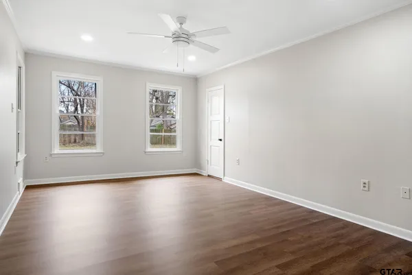 $249,900 | 617 Nacogdoches Street, Jacksonville, TX 75766