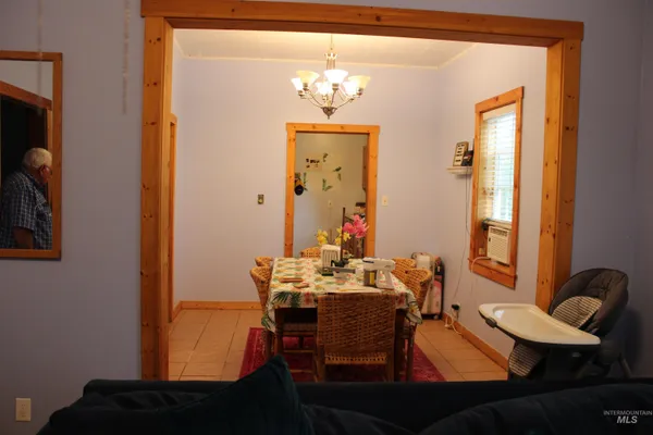 $340,000 | 314 North Greenwood Street, Shoshone, ID 83352