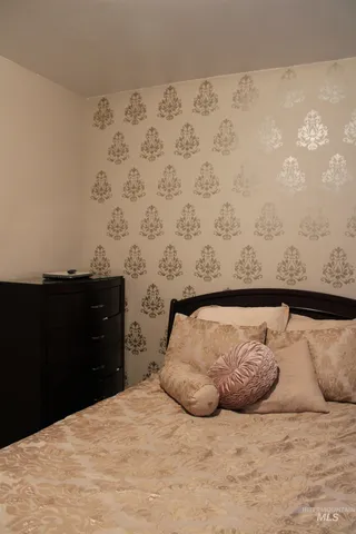 $340,000 | 314 North Greenwood Street, Shoshone, ID 83352