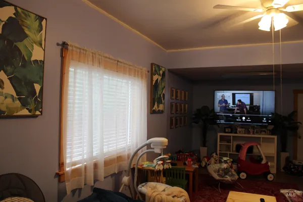 $340,000 | 314 North Greenwood Street, Shoshone, ID 83352