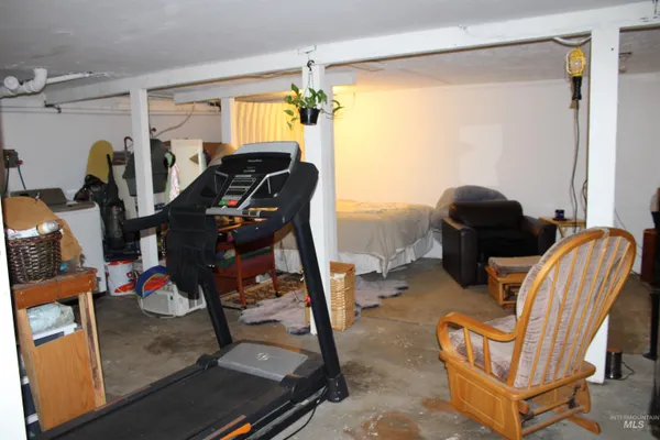 $340,000 | 314 North Greenwood Street, Shoshone, ID 83352