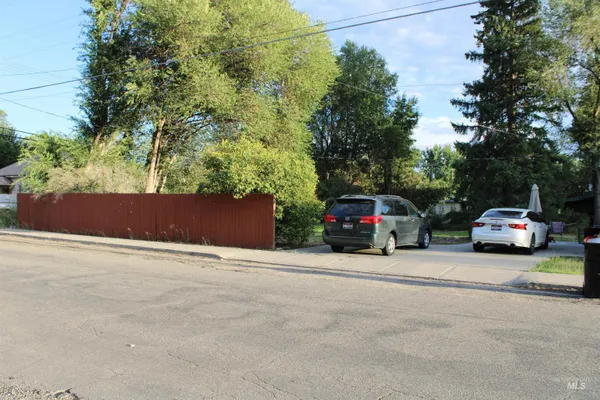 $340,000 | 314 North Greenwood Street, Shoshone, ID 83352