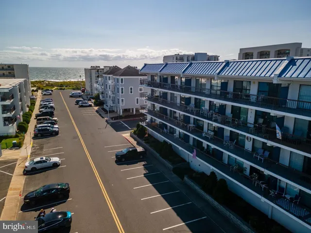 $1,600 | 11 134th Street, Unit 205, Ocean City, MD 21842