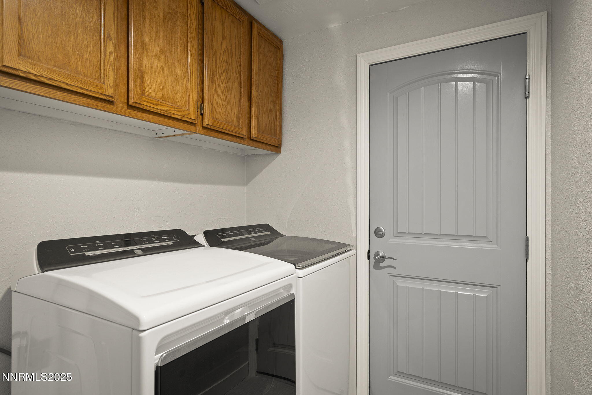 1080 Tudor Court Reno, NV 89503 - Photo 21 of 30 a utility room with dryer and washer