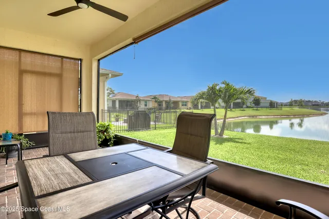 $379,900 | 507 Veridian Circle Northwest, Palm Bay, FL 32907