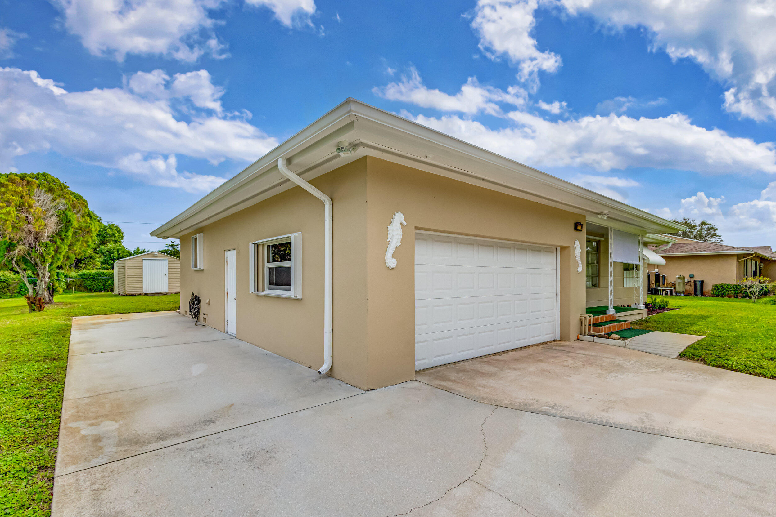 11170 Monet Ridge Road Palm Beach Gardens, FL 33410 - Photo 3 of 45 Extended Driveway