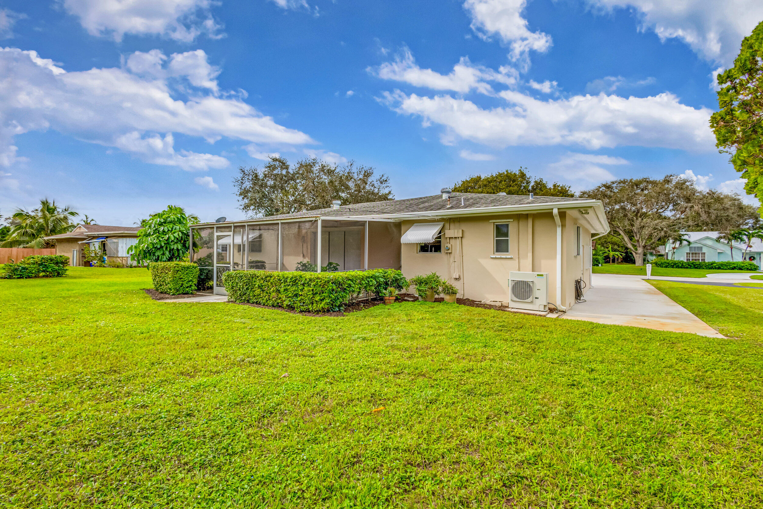 11170 Monet Ridge Road Palm Beach Gardens, FL 33410 - Photo 35 of 45 Rear View of Home
