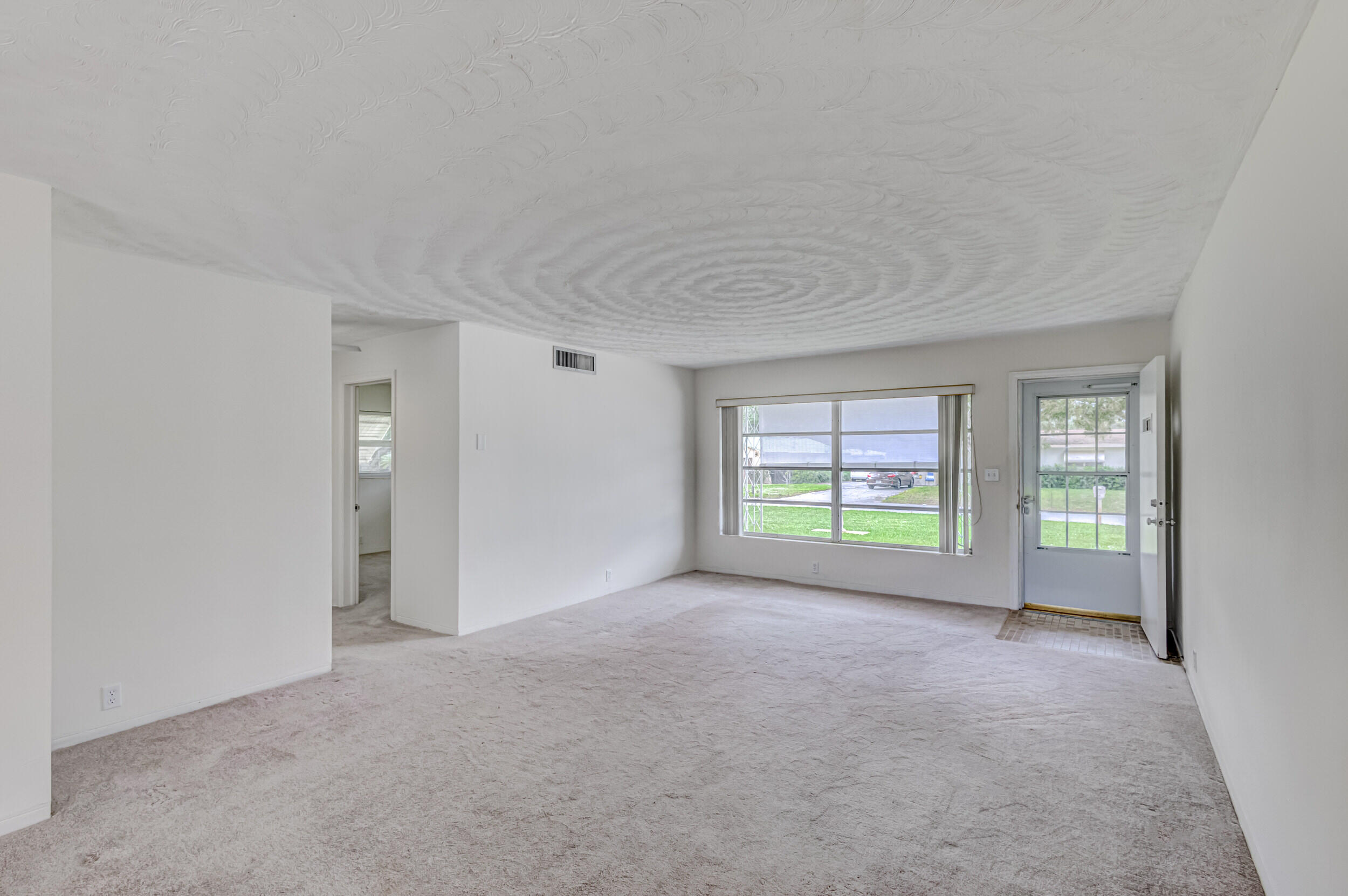 11170 Monet Ridge Road Palm Beach Gardens, FL 33410 - Photo 10 of 45 Oversized Living Room