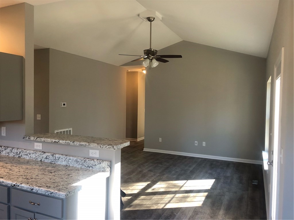 422 Leatherdale Road Iva, SC 29655 - Photo 5 of 6