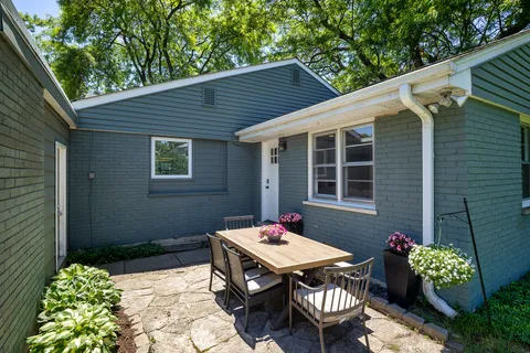 $699,000 | 1938 Lincoln Avenue, Northbrook, IL 60062