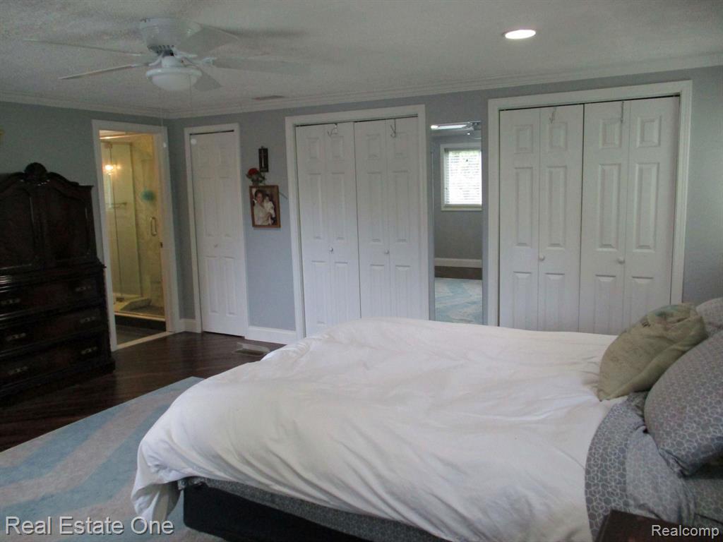 3195 Hessel Avenue Rochester Hills, MI 48307 - Photo 26 of 36