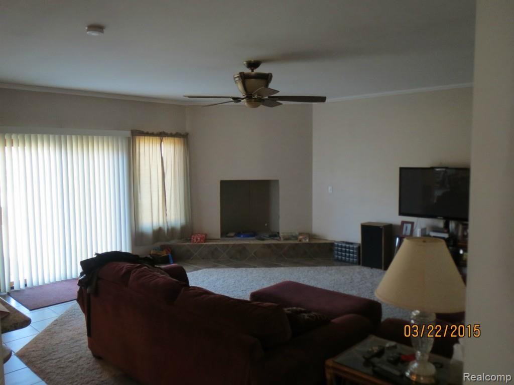 7900 West Newburg Road Carleton, MI 48117 - Photo 24 of 62 IMG_5998.jpg