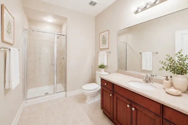 151 West Wing Street, Unit 404, Arlington Heights, IL 60005