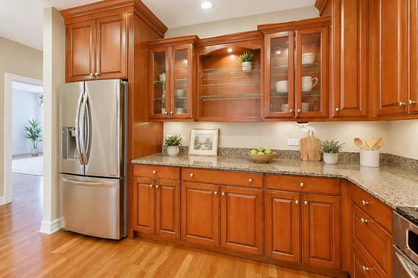 151 West Wing Street, Unit 404, Arlington Heights, IL 60005