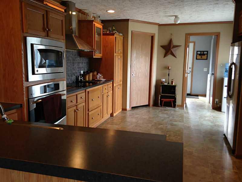 298 South East Street Ridgeway, OH 43345 - Photo 7 of 24
