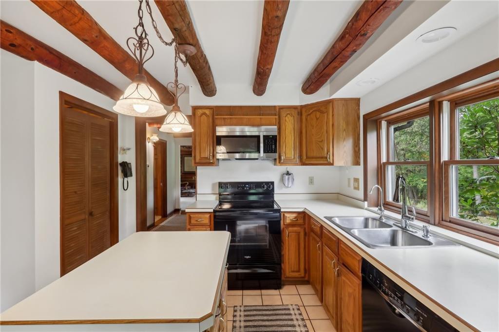 863 Independence Road Aliquippa, PA 15001 - Photo 17 of 50 Gallery Image 17