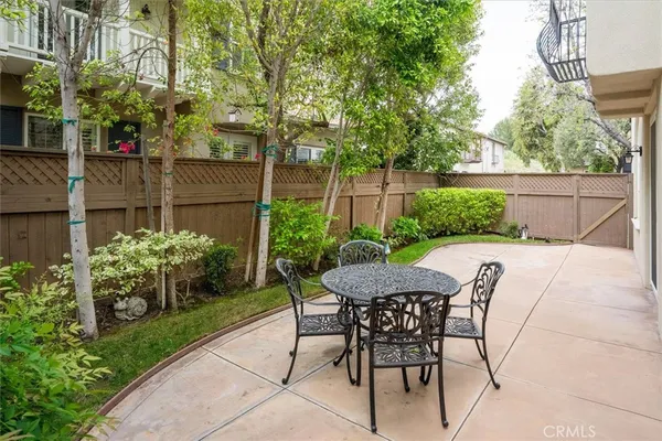 $899,900 | 27010 Carmelita Drive, Valencia, CA 91355