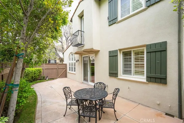 $899,900 | 27010 Carmelita Drive, Valencia, CA 91355