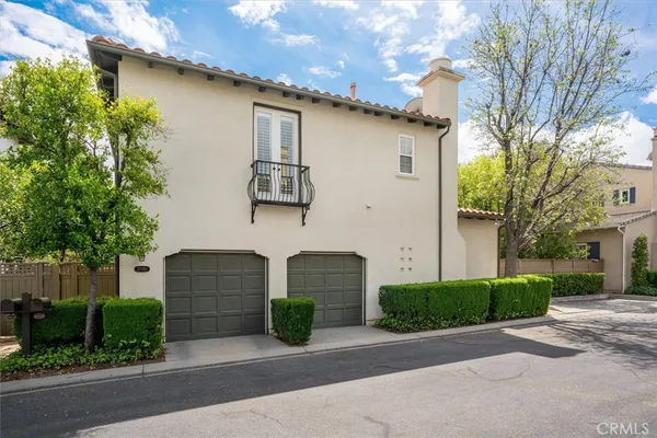 $899,900 | 27010 Carmelita Drive, Valencia, CA 91355