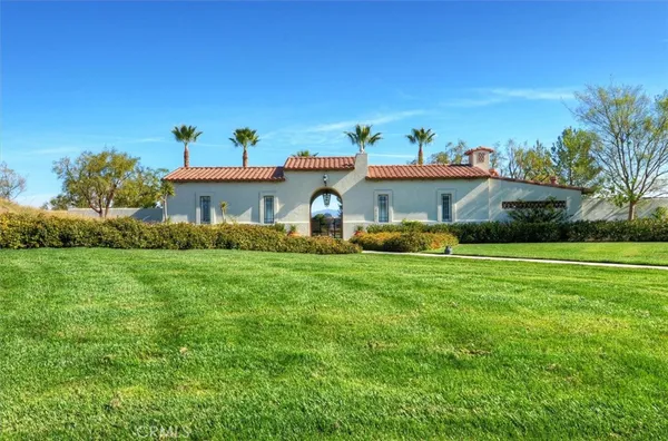 $899,900 | 27010 Carmelita Drive, Valencia, CA 91355