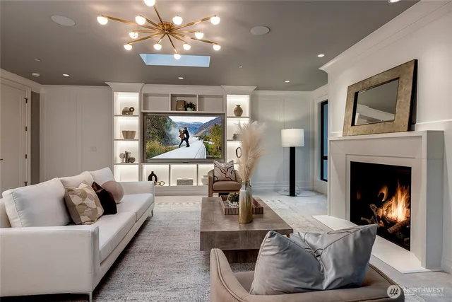 $15,980,000 | 2837 Evergreen Point Road, Medina, WA 98039