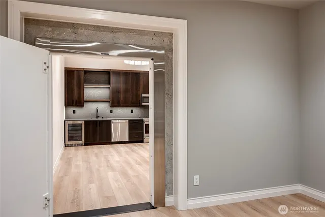 $15,980,000 | 2837 Evergreen Point Road, Medina, WA 98039