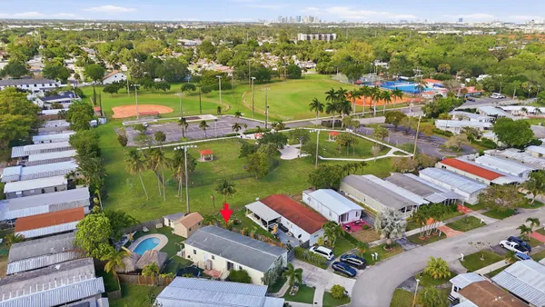 $500,000 | 5301 Southwest 29th Way, Fort Lauderdale, FL 33312