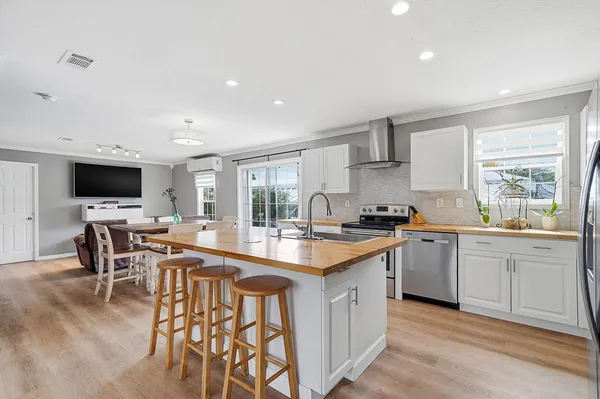 $500,000 | 5301 Southwest 29th Way, Fort Lauderdale, FL 33312