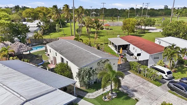 $500,000 | 5301 Southwest 29th Way, Fort Lauderdale, FL 33312