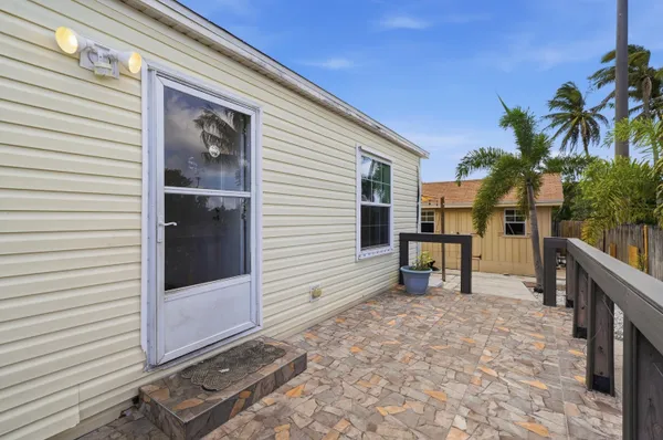 $500,000 | 5301 Southwest 29th Way, Fort Lauderdale, FL 33312
