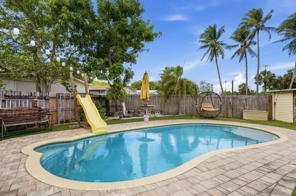 $500,000 | 5301 Southwest 29th Way, Fort Lauderdale, FL 33312